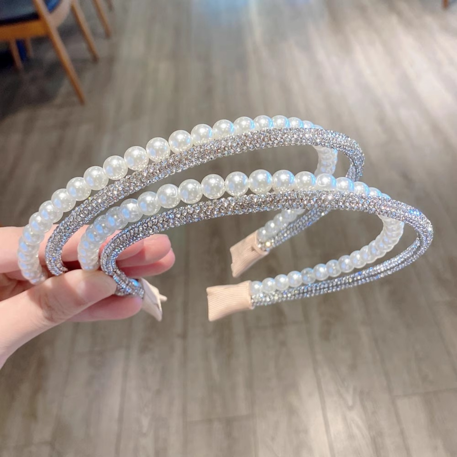 Cerceau de cheveux Double couche à la mode pour femmes, Imitation de perles et de strass, incrusté de strass haut de gamme, polyvalent pour les sorties, 1 pièce