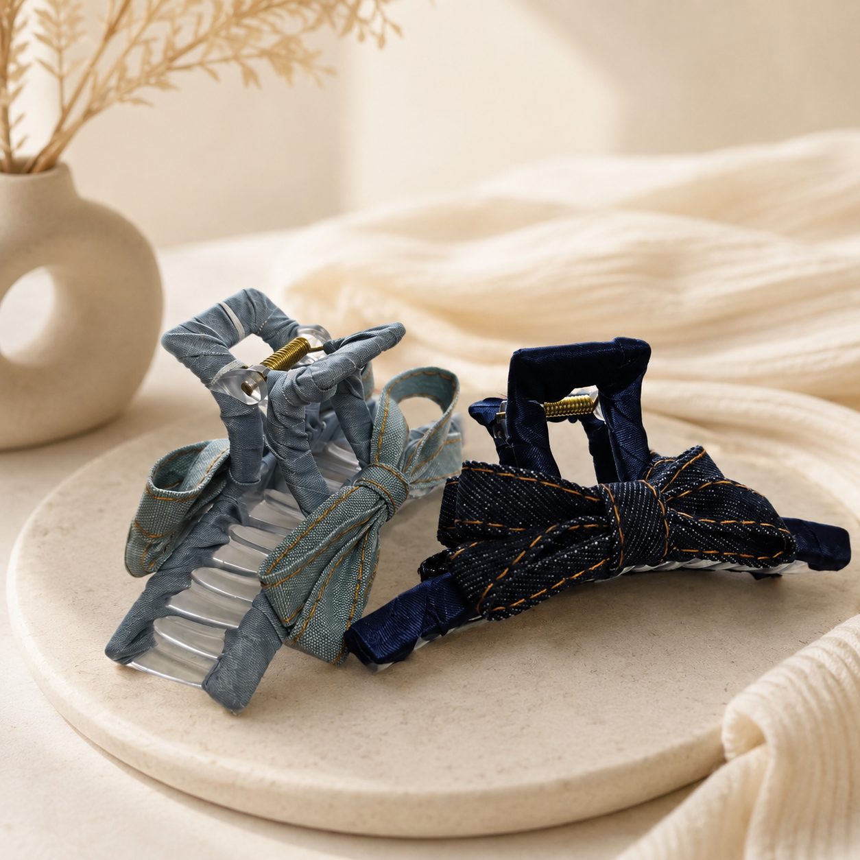 Pince à cheveux en satin avec nœud pour femmes, grande pince requin antidérapante en tissu denim coréen, accessoires de coiffure élégants pour cheveux épais