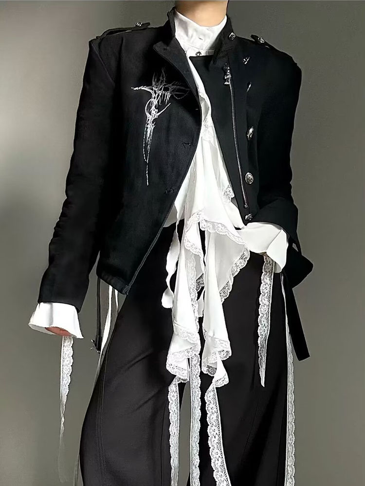 Chemise à col montant avec bordure en dentelle et volants, style gothique rétro tendance printemps-été, manches évasées à franges blanches, chemises pour hommes