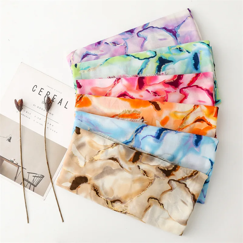 Écharpe de luxe en Viscose pour femmes, châle de plage ventilé, en coton et lin, sensation de pompon, Pashmina, Hijab musulman, Turban pour dames, été