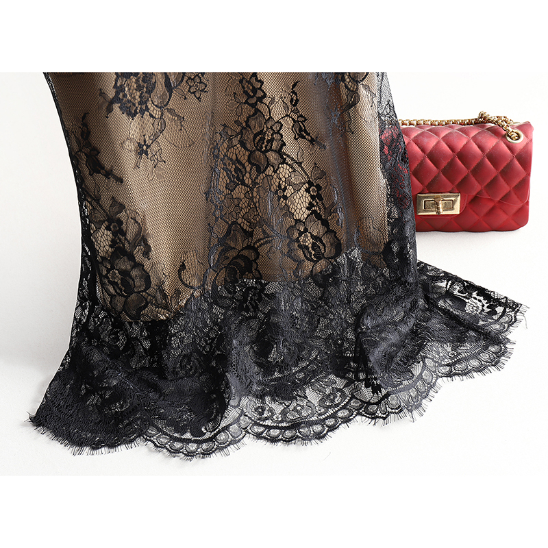 Sexy dentelle Spaghetti sangle haut femmes licou col en V basique Cami sans manches Satin soie débardeurs été Camisole grande taille