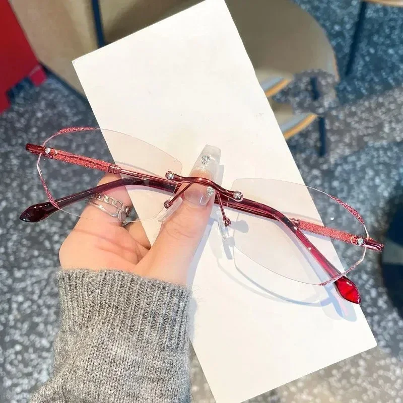 Lunettes de lecture coupe diamant pour femmes, lunettes de presbytie, anti-lumière bleue, lentille de vue lointain, lunettes de mode