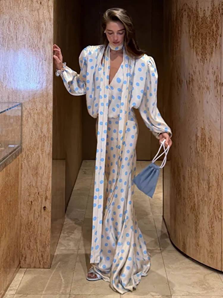 Ensemble 2 Pièces Jupe et Chemise à Pois pour Femme, Élégant, avec Foulard, Chemise à Manches Longues, Collection Printemps 2026, Mode Féminine, Vêtement d'Extérieur
