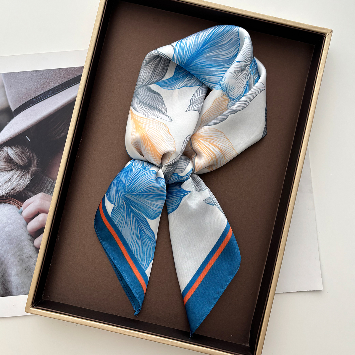 Écharpes en soie imitée imprimées, foulards carrés tendance, bandanas pour femmes, hijab de luxe, foulard élégant, châle de plage