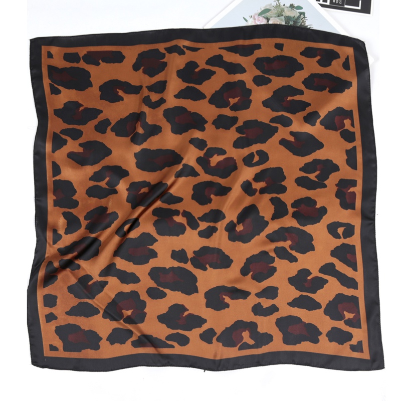 Foulard carré de luxe 70 cm pour femme, imprimé floral et léopard, châle, hijab, bandeau, foulard pour cheveux, bandana, mouchoir
