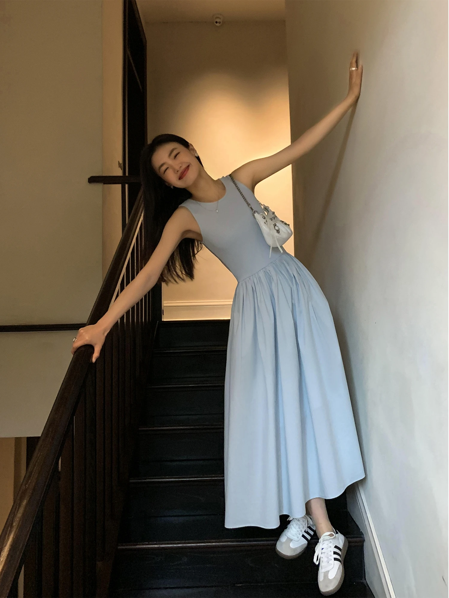 Robe Midi Chic Y2K Femme Printemps-Été Coupe A-Line Élégante Noire et Blanche Style Décontracté et Moulant