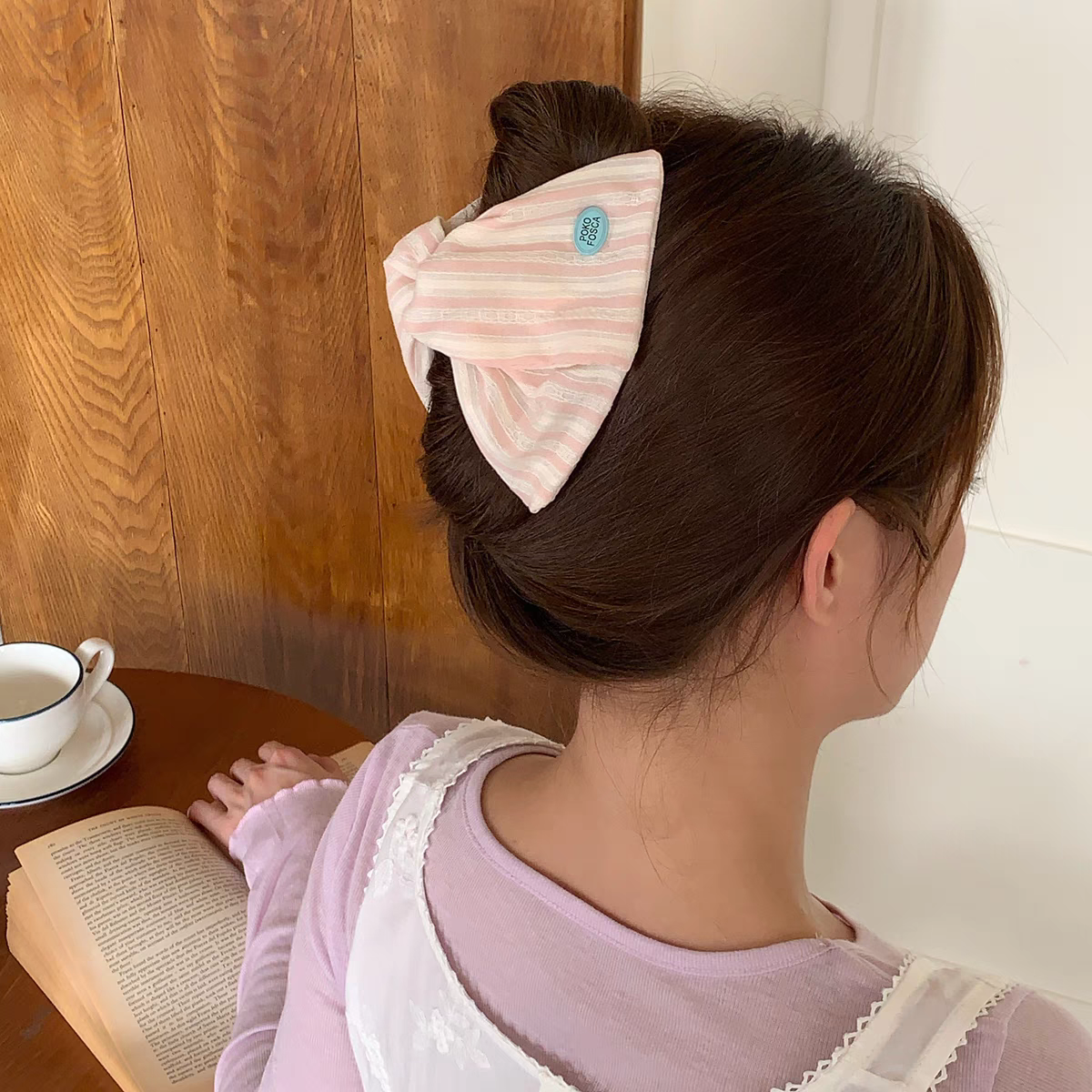 Pince à cheveux triangulaire en tissu macramé pour femme, pince requin rayée, à la mode pour filles à l'arrière de la tête, accessoires pour cheveux