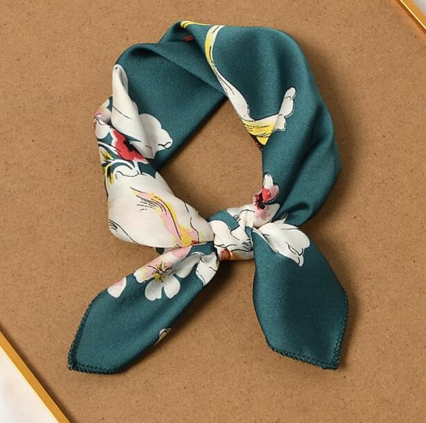 Mode Version coréenne 50x50cm foulards petit foulard poignée sac ruban tout-match hôtesse de compagnie aérienne décoration écharpe cadeau de fête