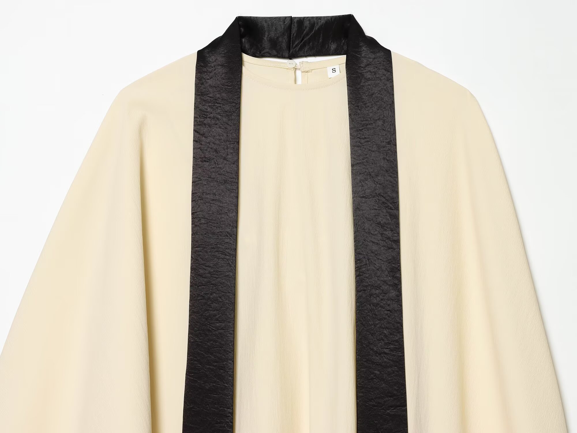 Nouvelle Collection Été 2026 : Chemise Élégante et Tendance avec Détail Écharpe Symétrique