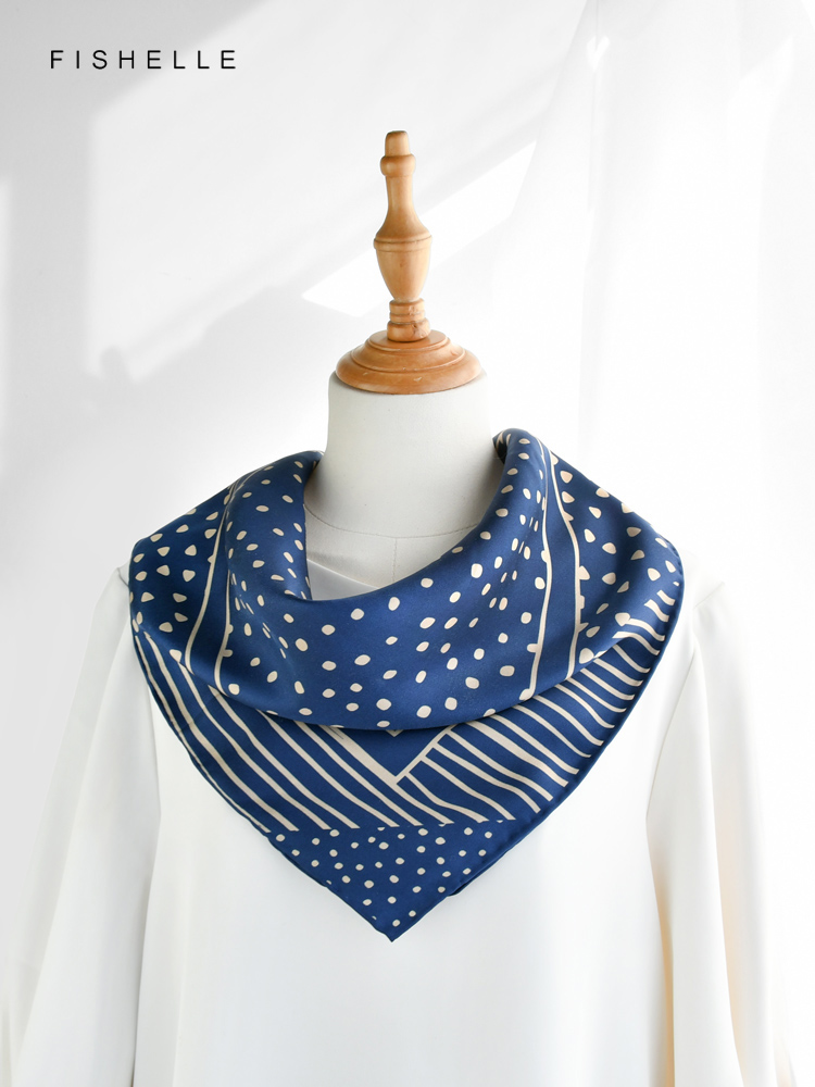 Foulards en soie à pois pour femmes, foulard en sergé de soie rétro bleu foncé, petit hijab carré pour dames, foulard de cheveux en soie naturelle pour printemps et automne