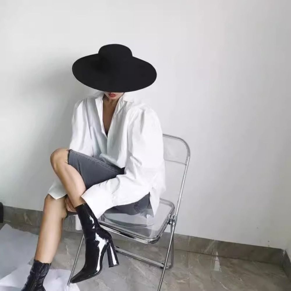 Chapeau plat élégant pour femme, style rétro français, en feutre à large bord, style Hepburn, casquette plate pour femme