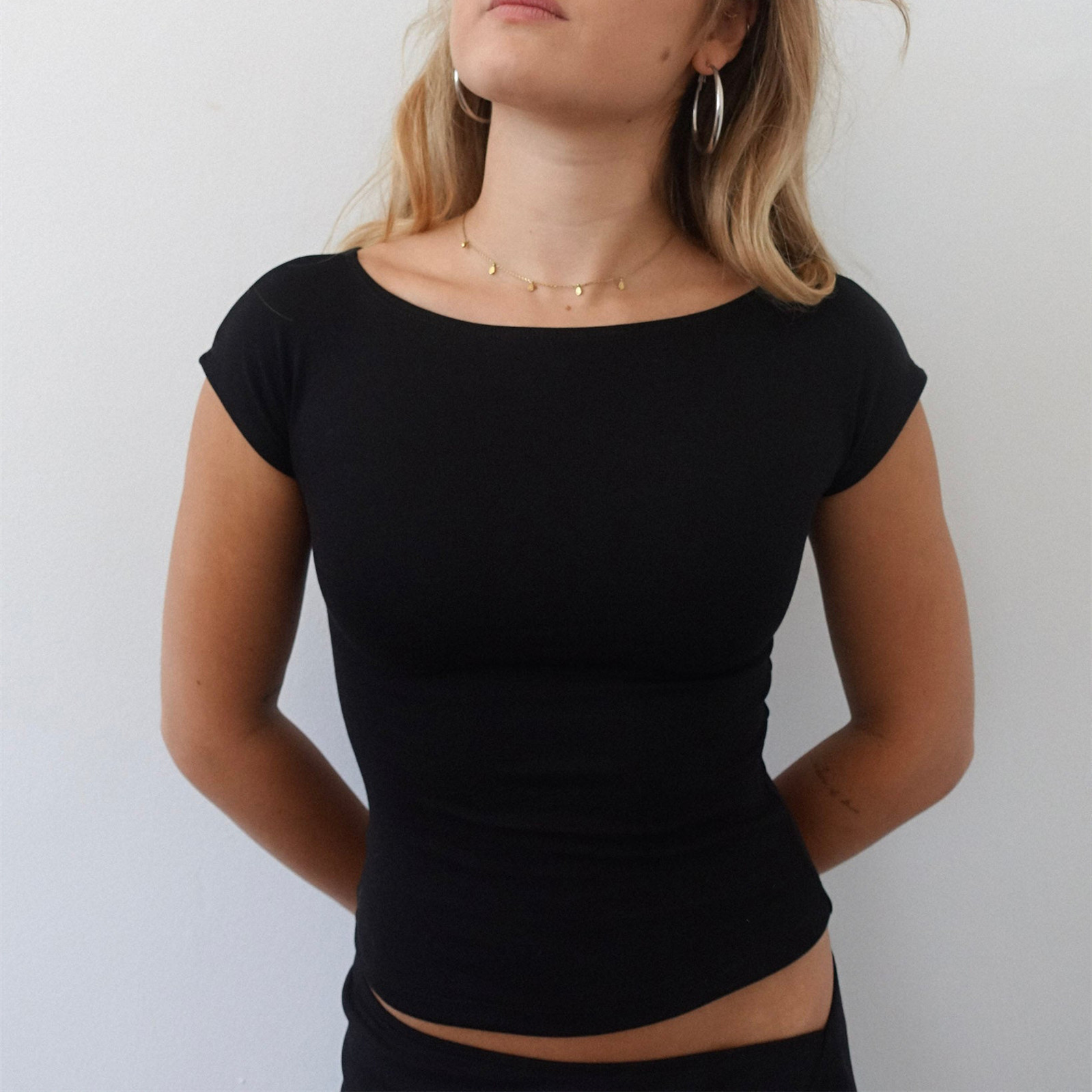 Tops à découpes tendance pour femmes, t-shirt à nouer avec nœud papillon, manches courtes, col rond, dos nu, chemisier sexy, streetwear Y2K