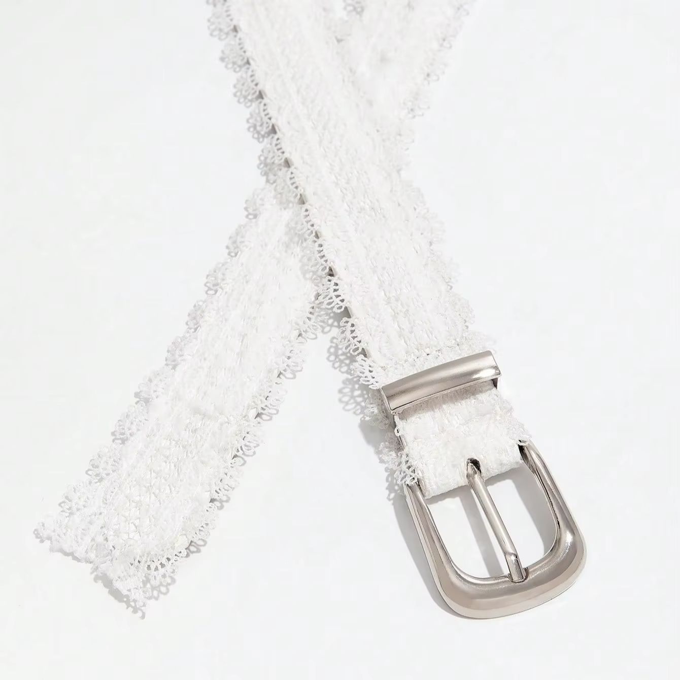 Ceinture en dentelle blanche de style délicat pour femme, une ceinture polyvalente de style féminin et charmant pour décorer les jeans.