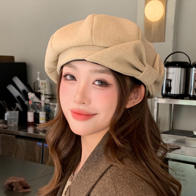 Béret rétro d'inspiration japonaise pour femme – Détail de nœud et coupe extensible douce, chapeau minimaliste élégant pour les plus grandes tailles de tête