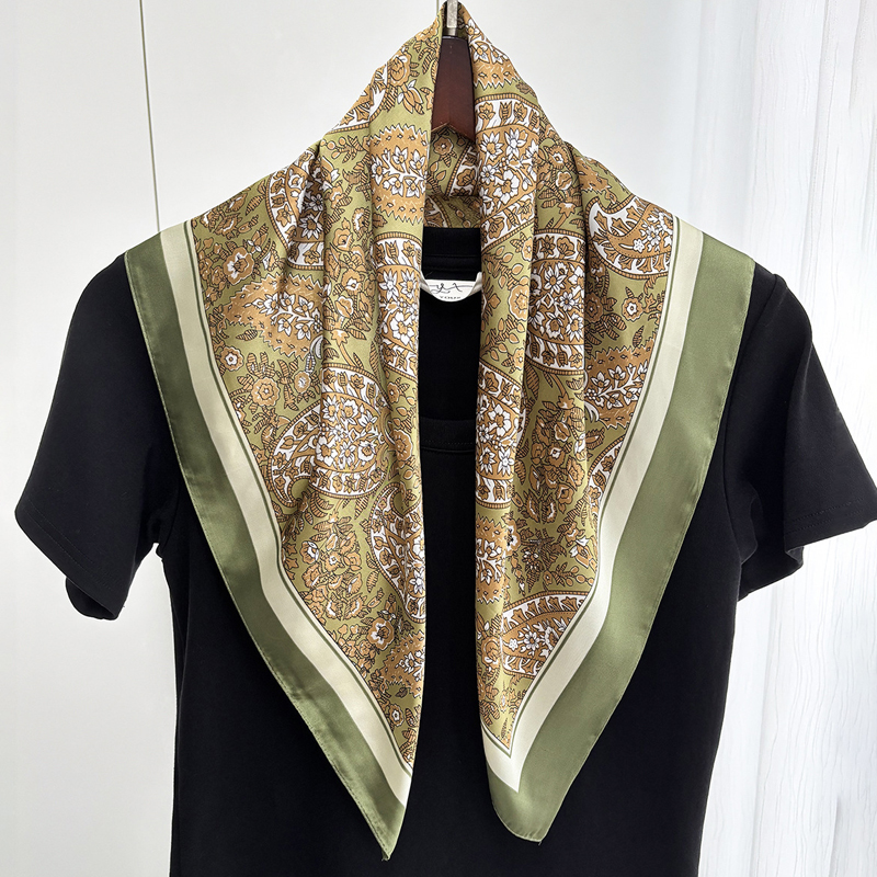Écharpe carrée en soie pour femmes, style bohème, imprimé floral, foulard en satin, motif de feuilles tropicales, écharpes, bandana, hijab