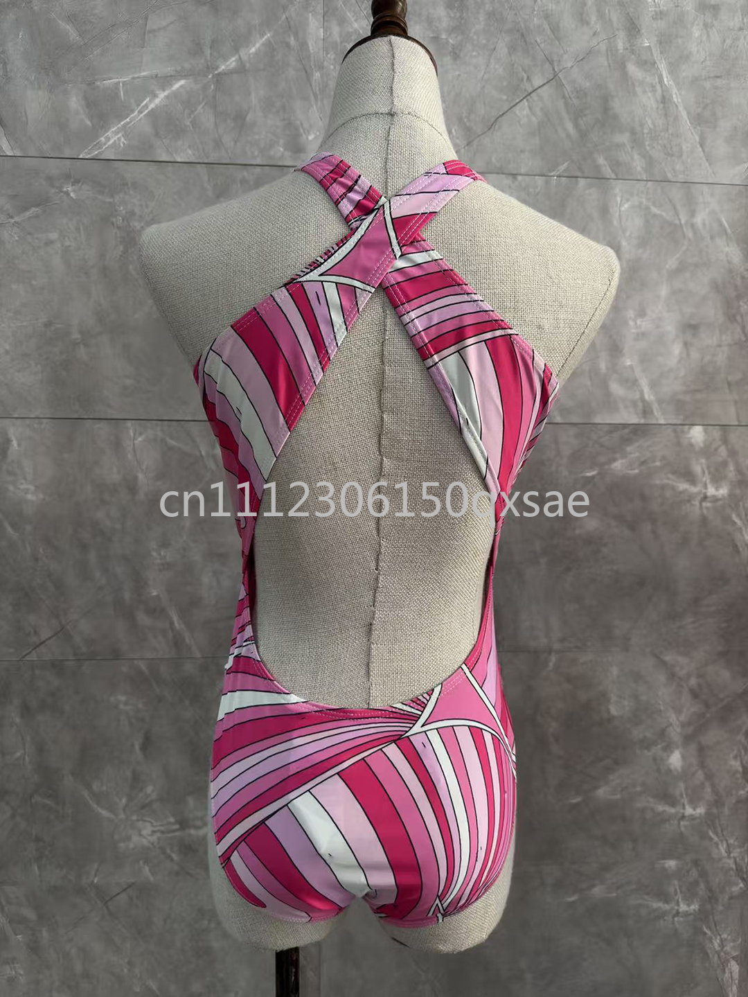 Maillots de bain rose pour femme, design mode, avec foulard et bandeau, logo signature lettre, marque de créateur, tenue de plage