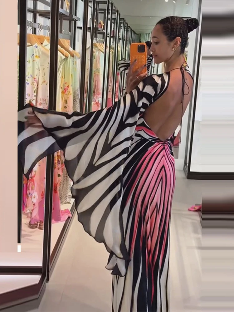 Robe longue dégradée rose-orange pour femme, avec manches cape, col licou sexy et découpes, manches évasées, tenue de soirée et de vacances 2026 pour femmes