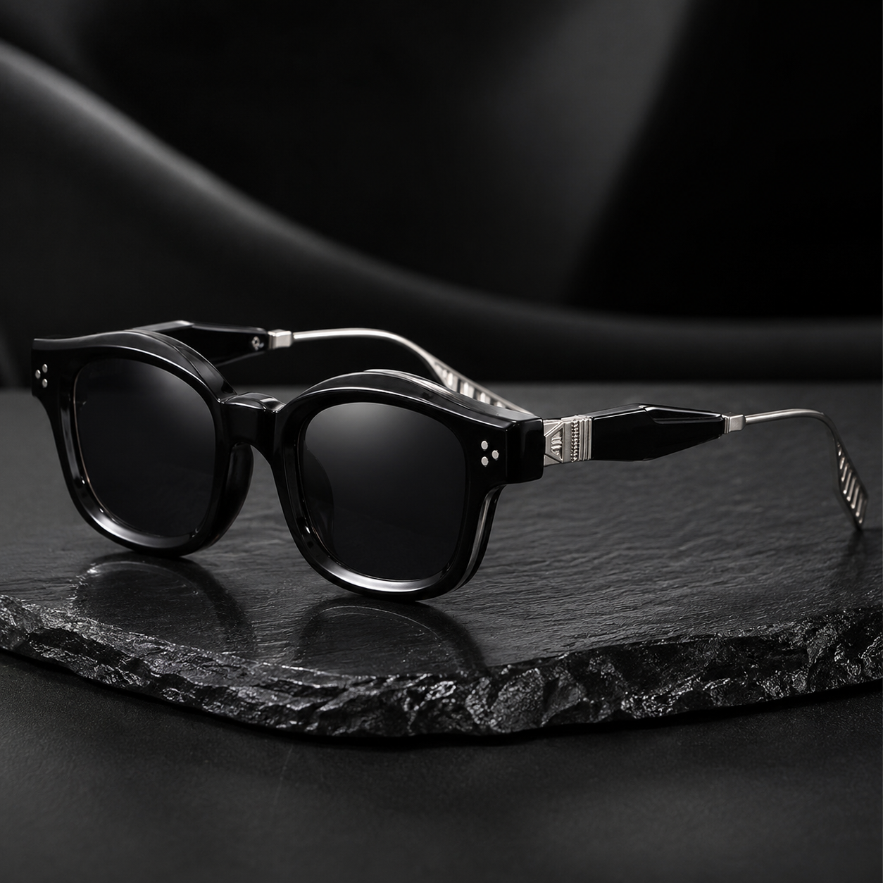 Nouvelles lunettes de soleil de marque pour hommes, monture avancée, verres carrés tendance, rivets, lunettes de soleil pour femmes, lunettes de conduite, protection UV400