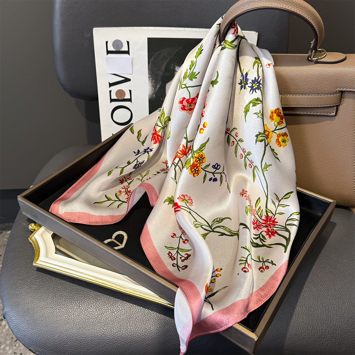 100% véritable foulard carré en soie Design de luxe imprimé femmes doux Satin bandeau foulard bureau Hijab bandeau foulards Bandanna