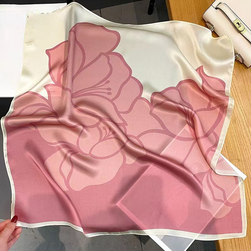 Écharpe carrée à fleurs roses pour femmes, bandeau de sauna imprimé doux, châle de vacances, bandana de décoration à la mode, printemps et été, 70x70cm