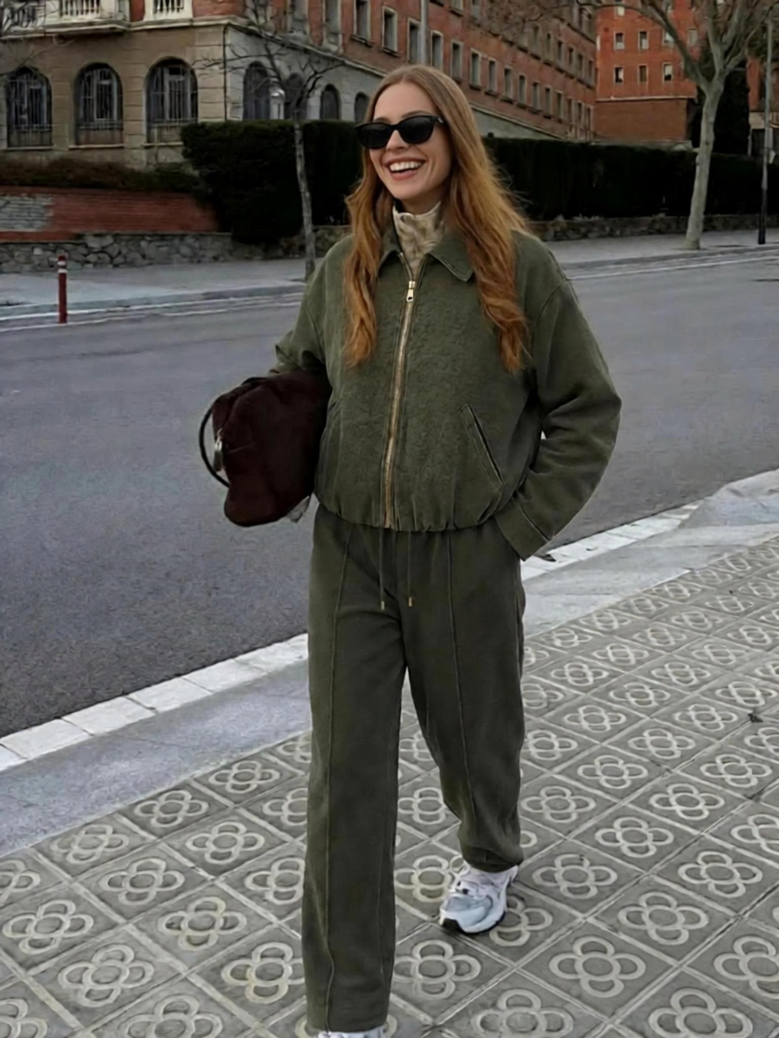 Ensemble pantalon décontracté pour femme, printemps-automne, élégant, style urbain, veste ample à revers avec fermeture éclair et pantalon à cordon de serrage, tailleur féminin