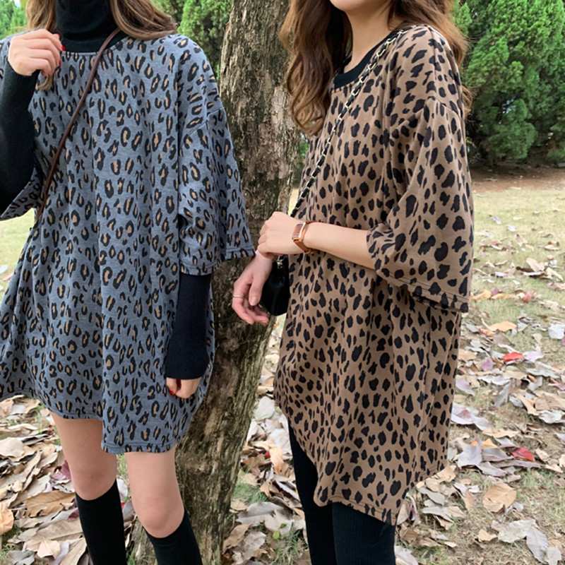 T-shirt à manches courtes imprimé léopard pour femme, haut ample, chemise de base originale, édition moyenne et longue