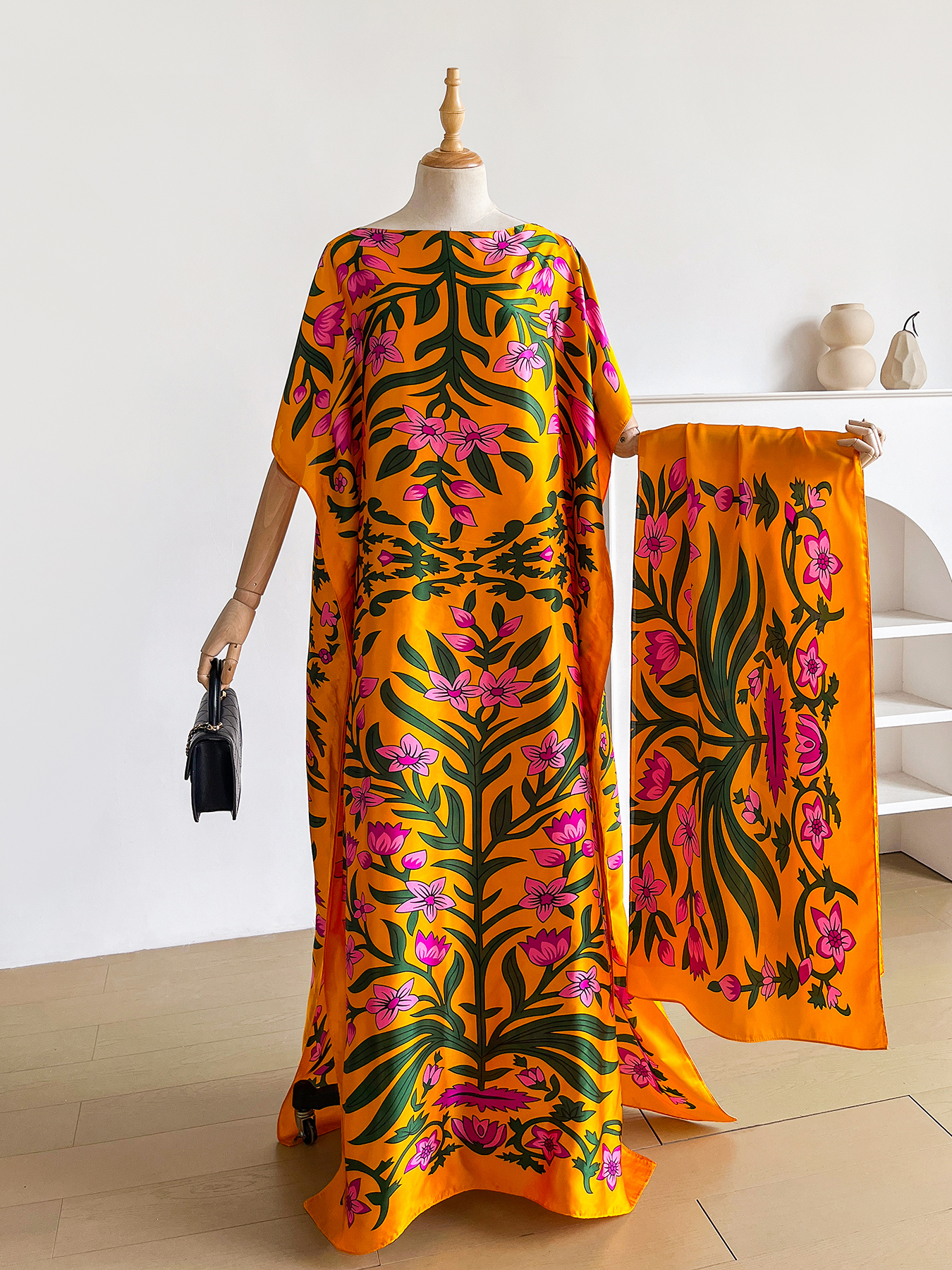 Robe Abaya Kaftan à imprimé floral bohème avec écharpe, robe maxi ample à manches chauve-souris pour femmes musulmanes, tenue de plage et de vacances