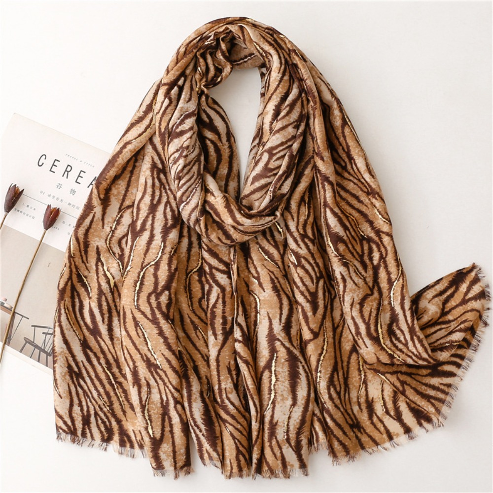 Mode Viscose coton lin écharpe Vintage doux Floral châle enveloppement marque de luxe concepteur plissé imprimé écharpe pour automne hiver