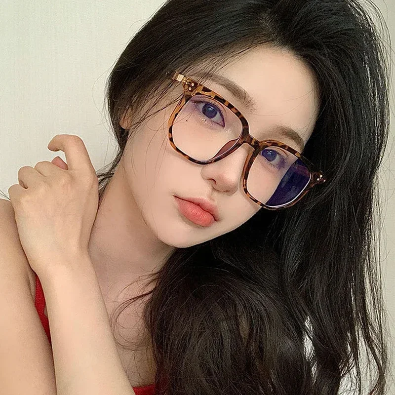Lunettes de lecture carrées surdimensionnées pour femmes, Vintage, blocage de la lumière bleue, lunettes de vue lointaine, lunettes optiques de luxe sur Prescription