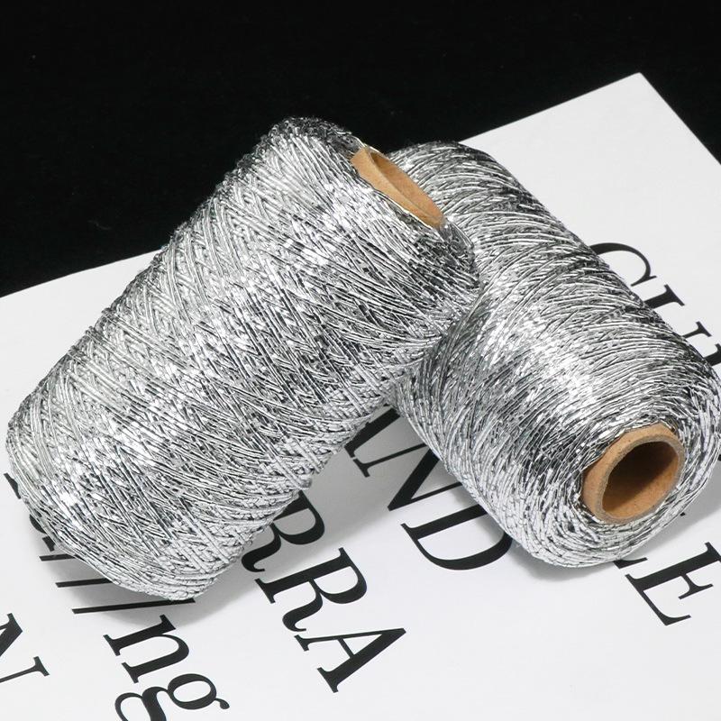 Rouleau de fil de soie argenté de 200 m pour crochet, fil fin pour tricot à la main, confection de robes, écharpes, artisanat DIY