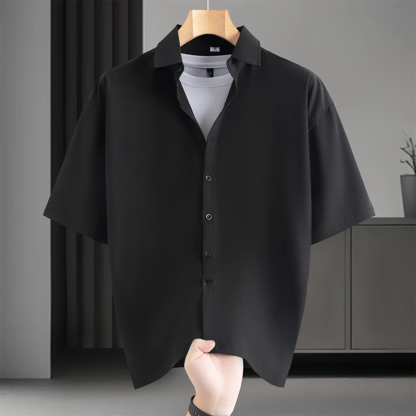 Chemises d'affaires haut de gamme pour hommes, couleur unie, manches courtes, en soie glacée, pour l'été, sans repassage, confortables et polyvalentes