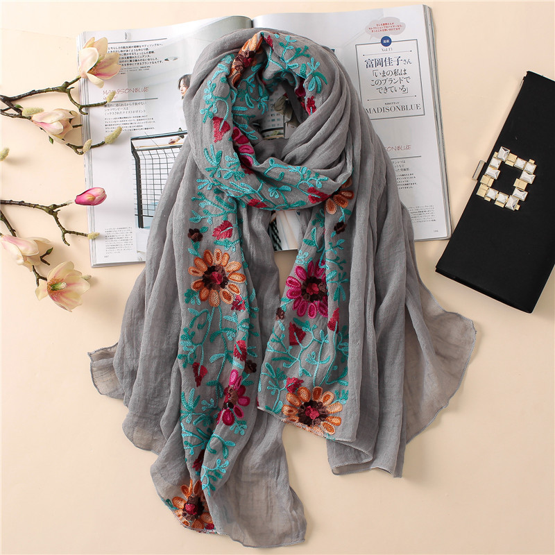 Châle en Viscose à fleurs brodées unies, écharpe en coton imprimé Bandana indien, Foulard doux, casquette Hijab musulmane, 2026
