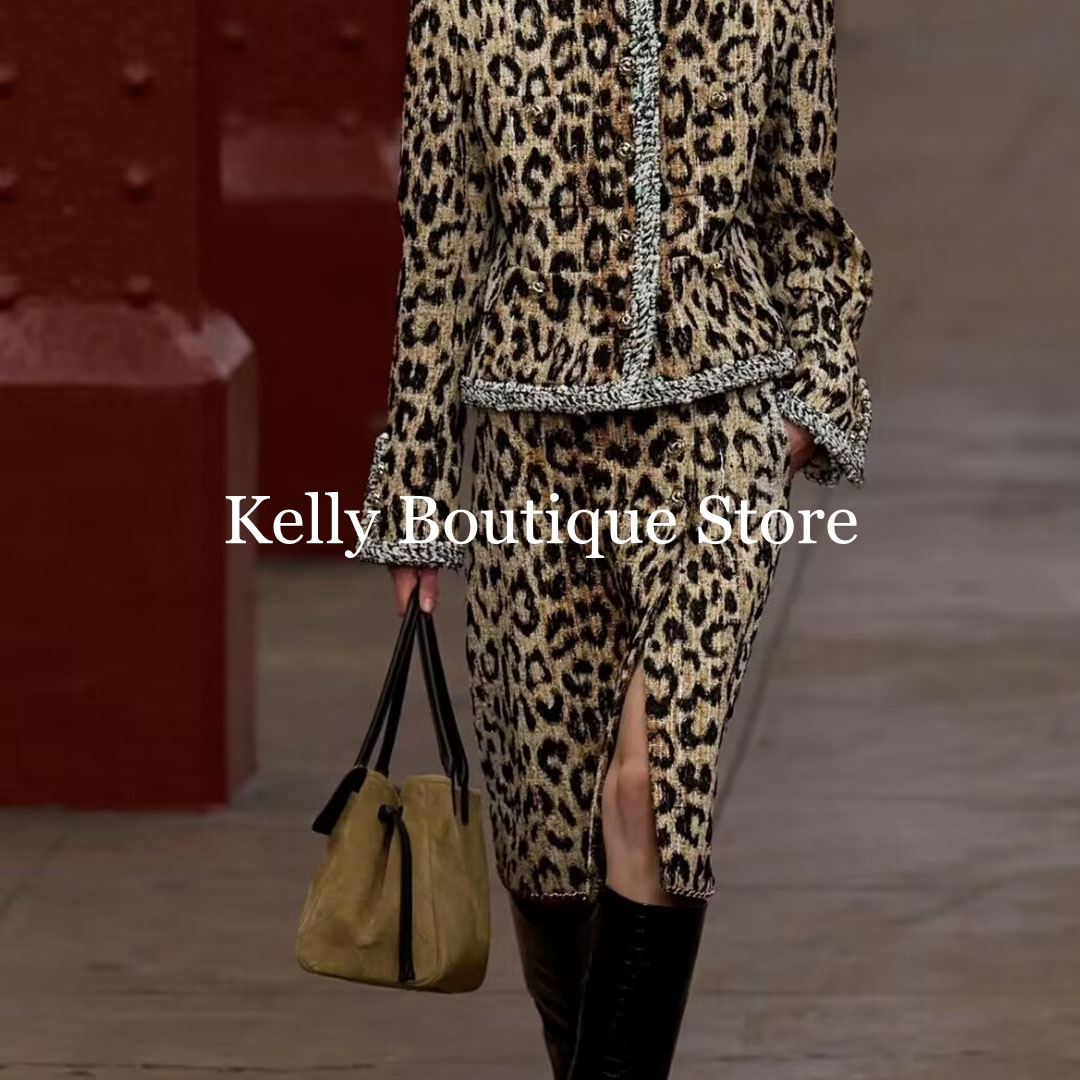 Jupe droite en tweed à motif léopard sauvage pour femme, taille haute, boutons dorés, décorée d'une chaîne, nouvelle collection automne-hiver rétro