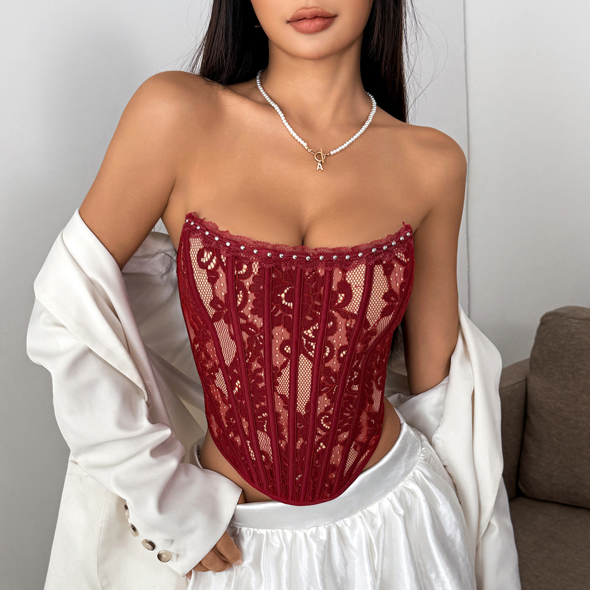 Hauts, vestes, corsets, débardeurs, camisoles et tops tube pour femmes, en dentelle et perles, sans manches, push-up, style coquette, coupe courte, taille ajustée, sexy