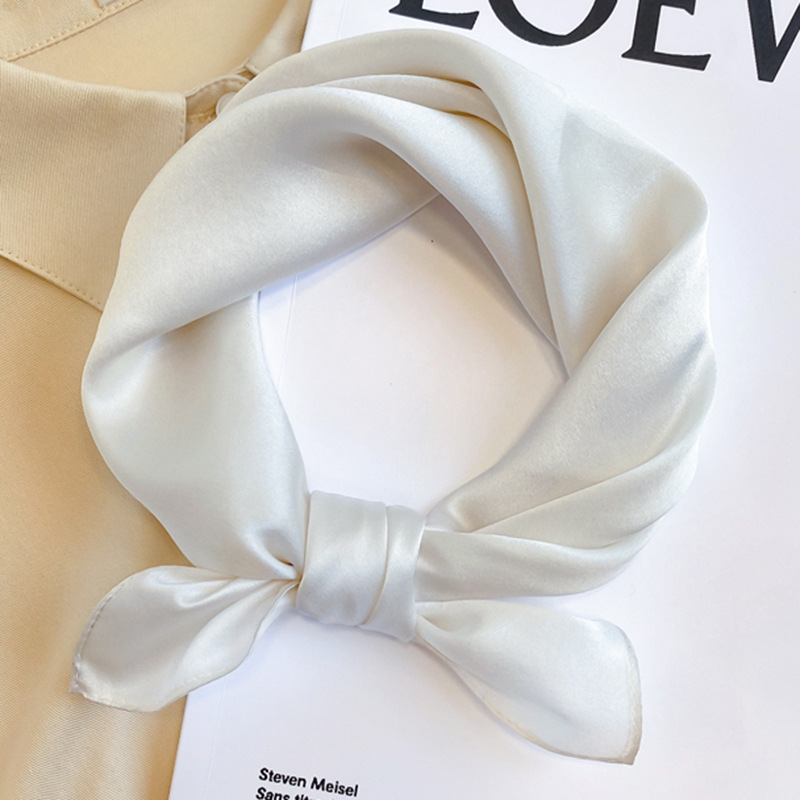 Foulards de mode bleus pour femmes châle solide soie Satin Hijab écharpe femme 70*70 cm marque de luxe châles carrés écharpes pour dames