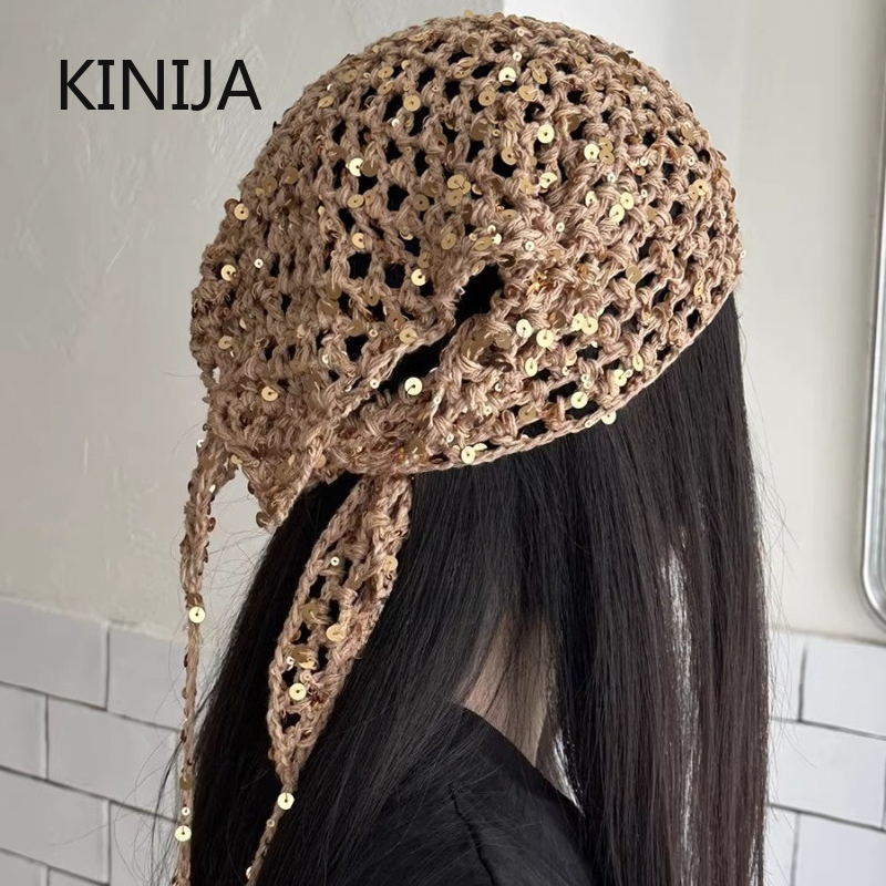 Écharpe triangulaire en tricot ajouré à paillettes style Ins pour femme, polyvalente, décontractée, pour l'été, les voyages et les photos, style Y2K, bonnets et bandeaux