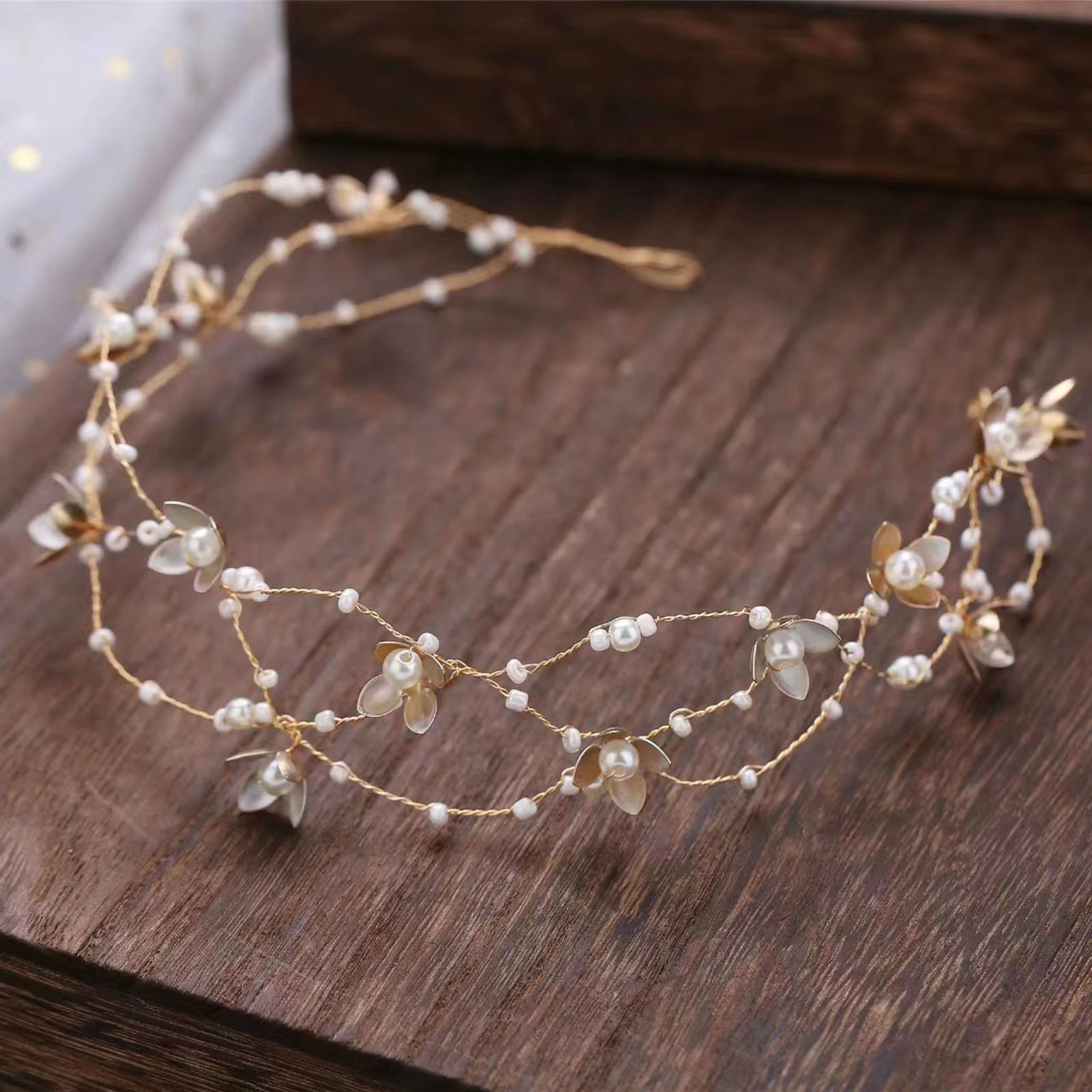 Élégant serre-tête floral de mariage réglable avec guirlande de perles pour mariée, fête, bal de promo, accessoires pour femmes