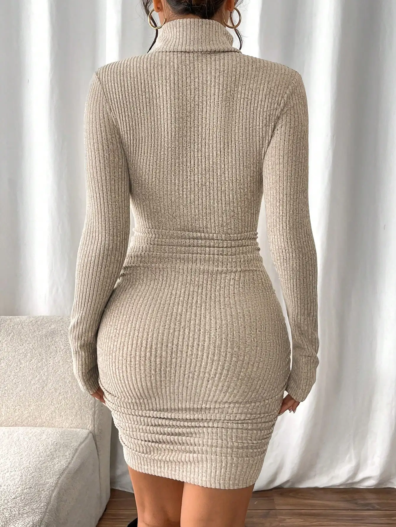 Robe courte Simple en tricot côtelé pour femmes, couleur unie, col haut, manches longues, décontractée, à la mode