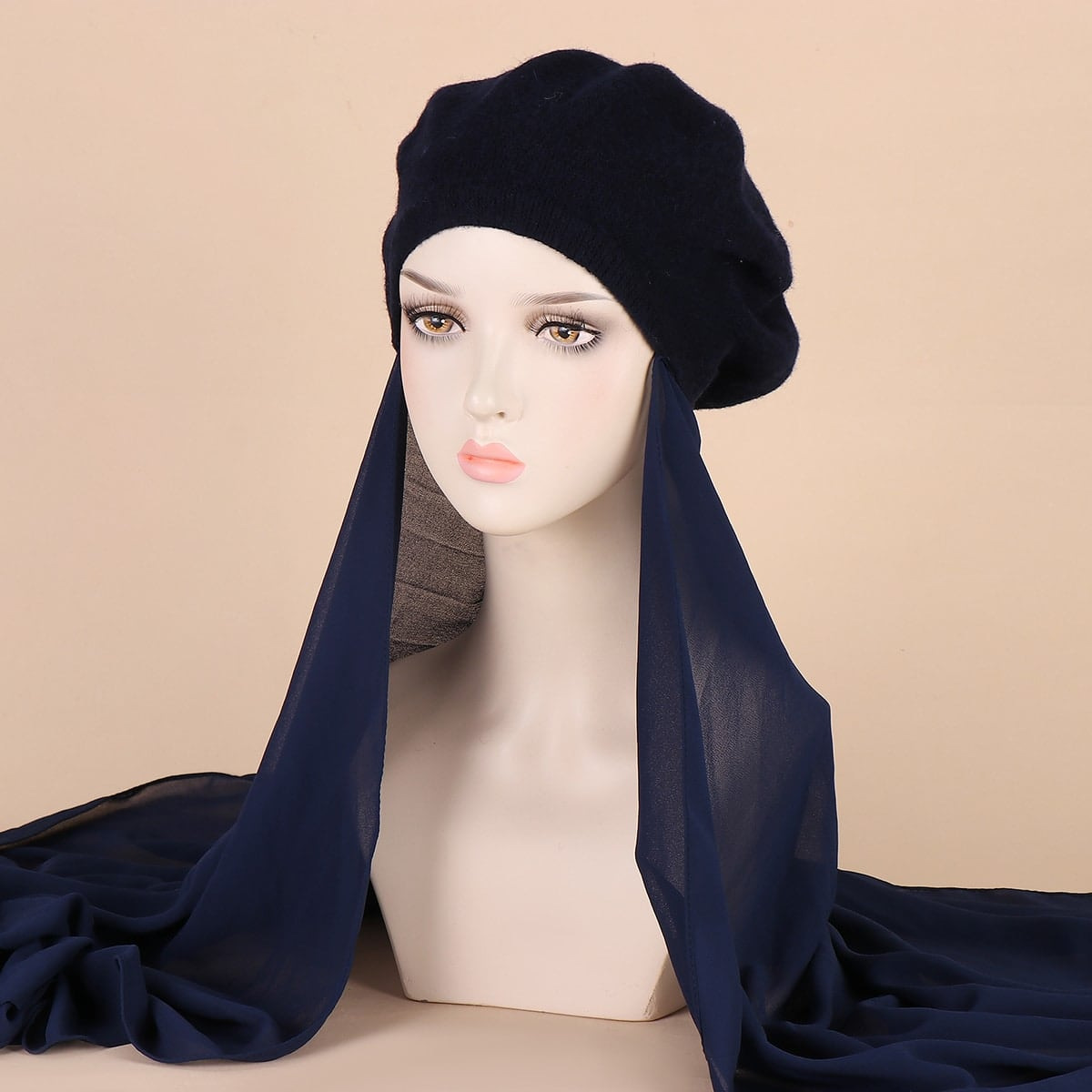 Musilm femmes instantanées en mousseline de soie HIjabs avec béret chapeaux Style français chapeaux avec mousseline de soie Hijab Baret chapeau plat avec mousseline de soie Hijabs