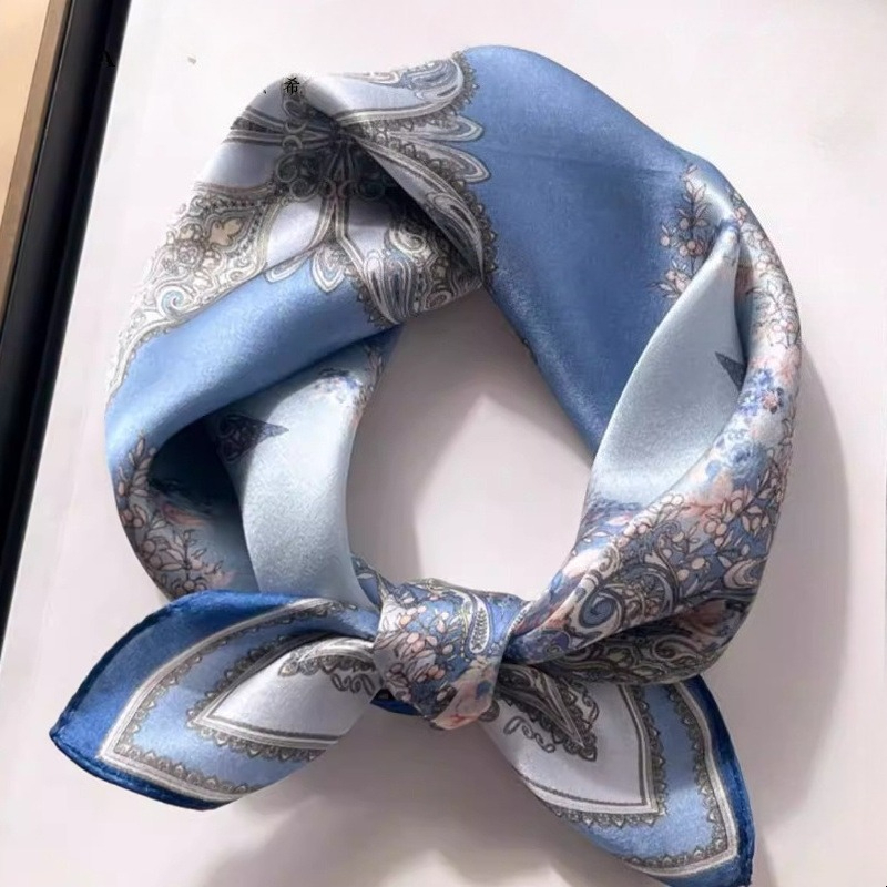Foulard 100% Soie de Mûrier pour Femme, Petit Carré 21 pouces, Respirant et Léger, Écharpe de Cou et de Tête de Luxe