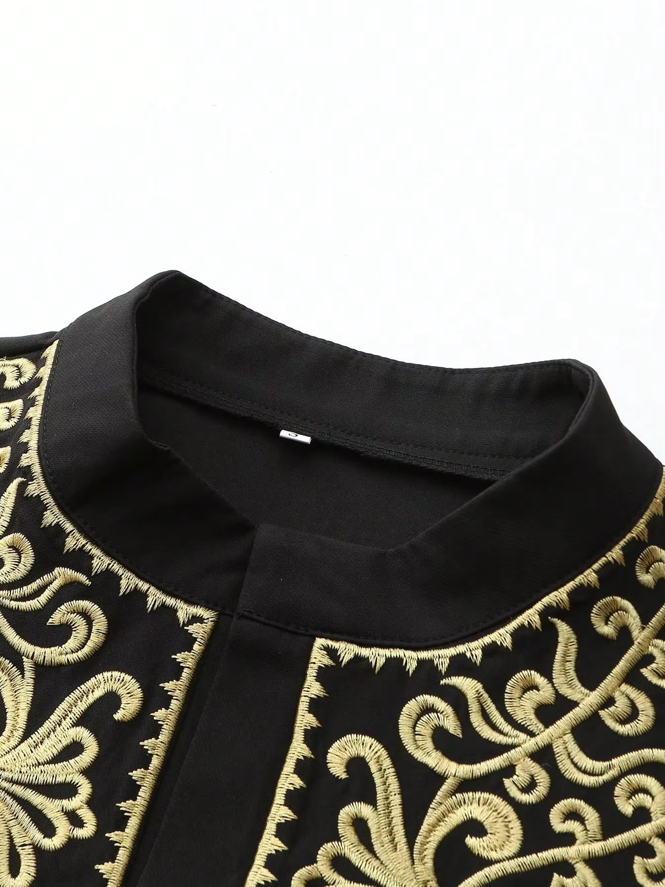 Robe traditionnelle musulmane pour homme, robe élégante et luxueuse brodée, robe islamique décontractée pour homme pour les festivals