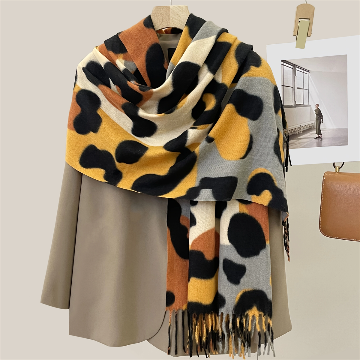 Écharpe Grande Taille à Motif Léopard Rétro pour Femmes, en Tissu Polyester Doux et Confortable, Châle Surdimensionné, Écharpe de Cou à Motif Animal à la Mode