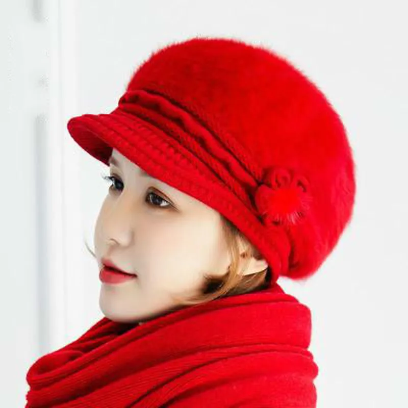 Ensemble d'écharpe et chapeau tricoté pour femmes, bonnet à revers orné de fleurs avec écharpe assortie, chapeau d'hiver en polaire chaude pour dames