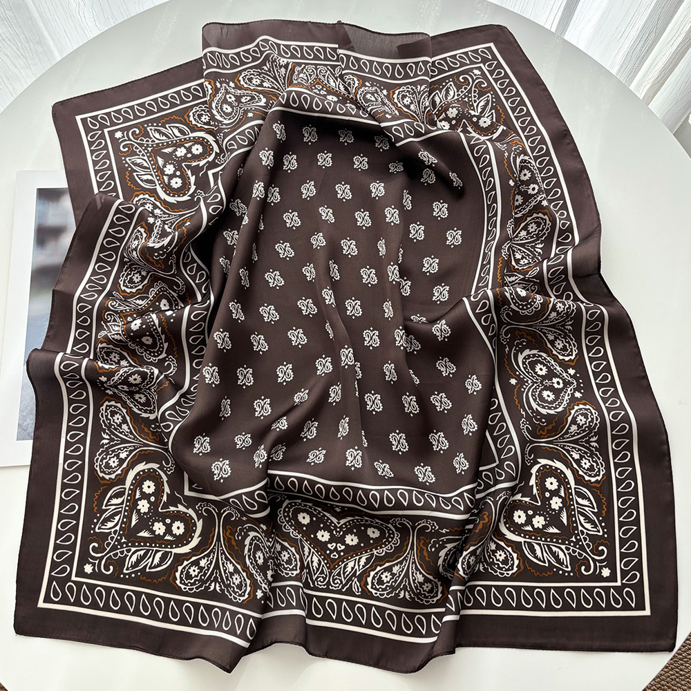 Nouveau Foulard en Soie Imprimé Paisley 2026 pour Femme, Carré, Doux, pour le Cou, Décoration de Mode Féminine, 70*70cm