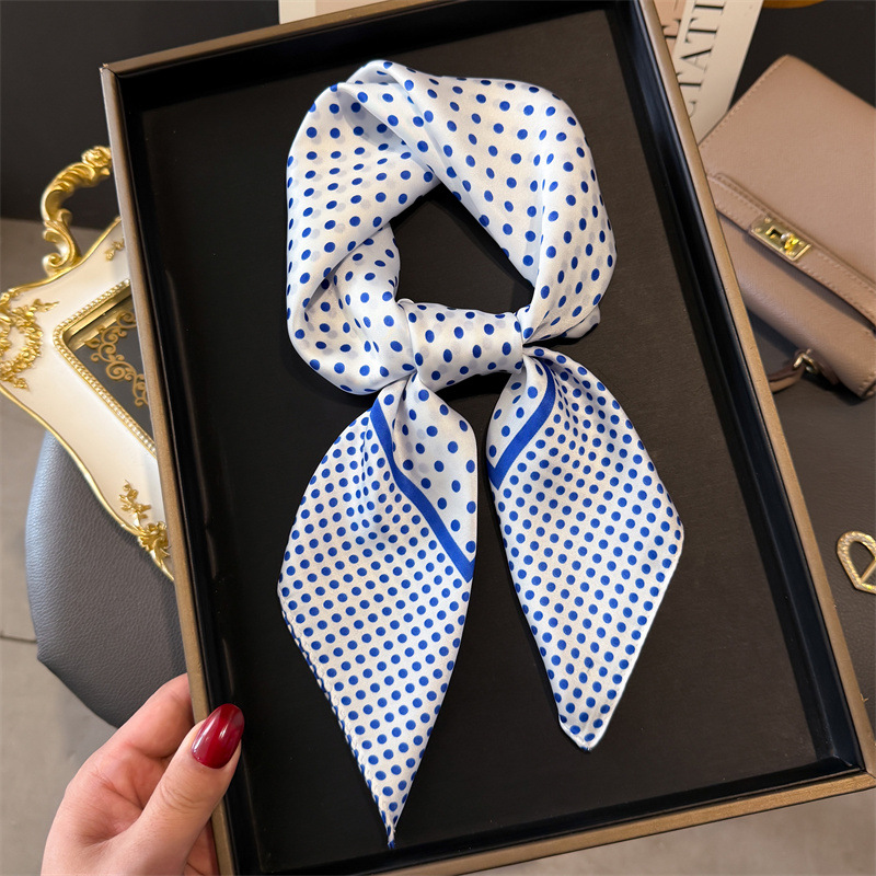 Écharpes en soie pour femmes, imprimé à pois, polyvalentes, à la mode, tendance, Harajuku, élégantes, Protection contre le soleil des filles, petites écharpes carrées mignonnes