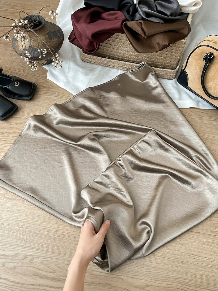 Jupe longue noire en satin d'acétate pour femme, taille haute, coupe sirène, style A-line, élégante pour le printemps et l'été