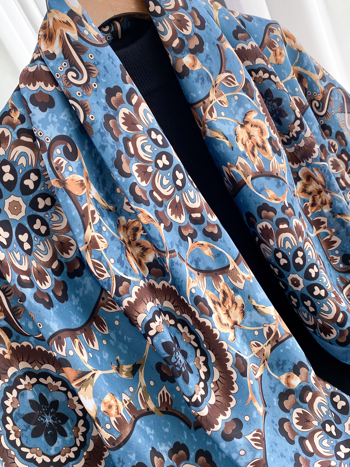 Écharpe en soie imitation rétro de style européen, imprimée, 90x90cm, carré, foulard pour femmes, châles, bandana, hijabs pour femmes