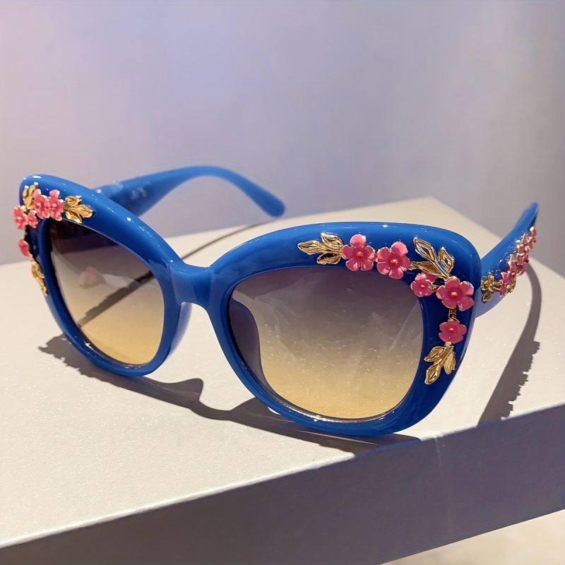 Lunettes classiques Vintage œil de chat pour femmes, avec décor floral, Chic, luxe, tendance, unisexe, haute qualité, tendance, nouvelle collection 2026