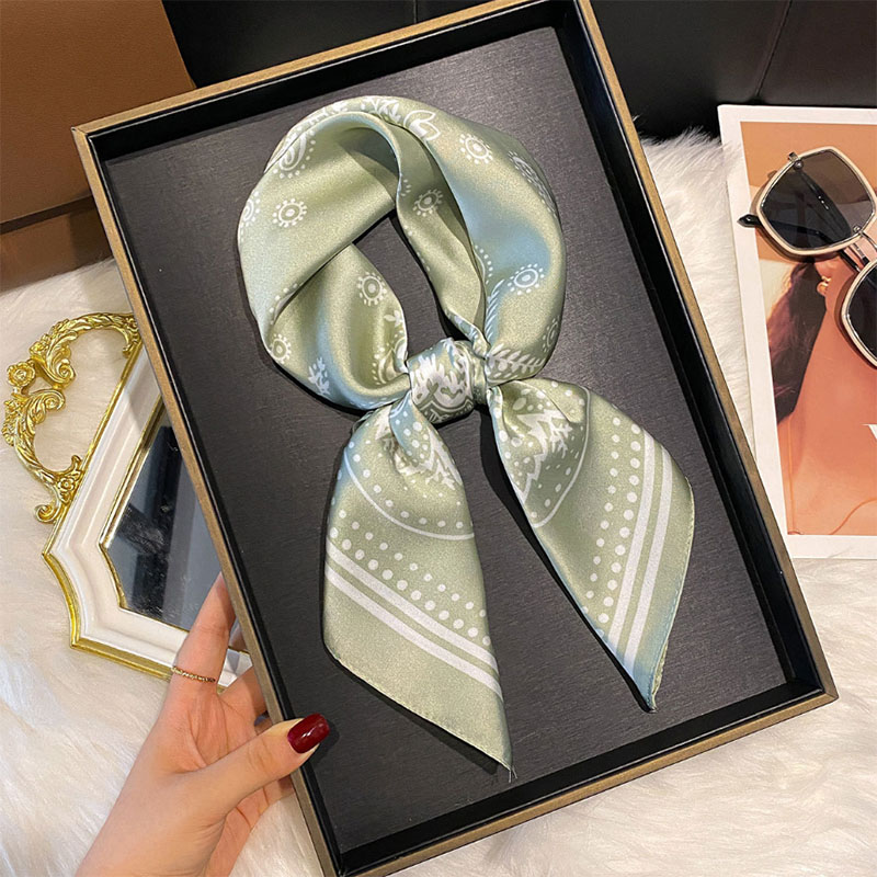 Écharpe de cou polyvalente pour femme, 70 cm, noire, imprimé cachemire, bandana hip-hop, foulard carré, couvre-chef, accessoire pour cheveux