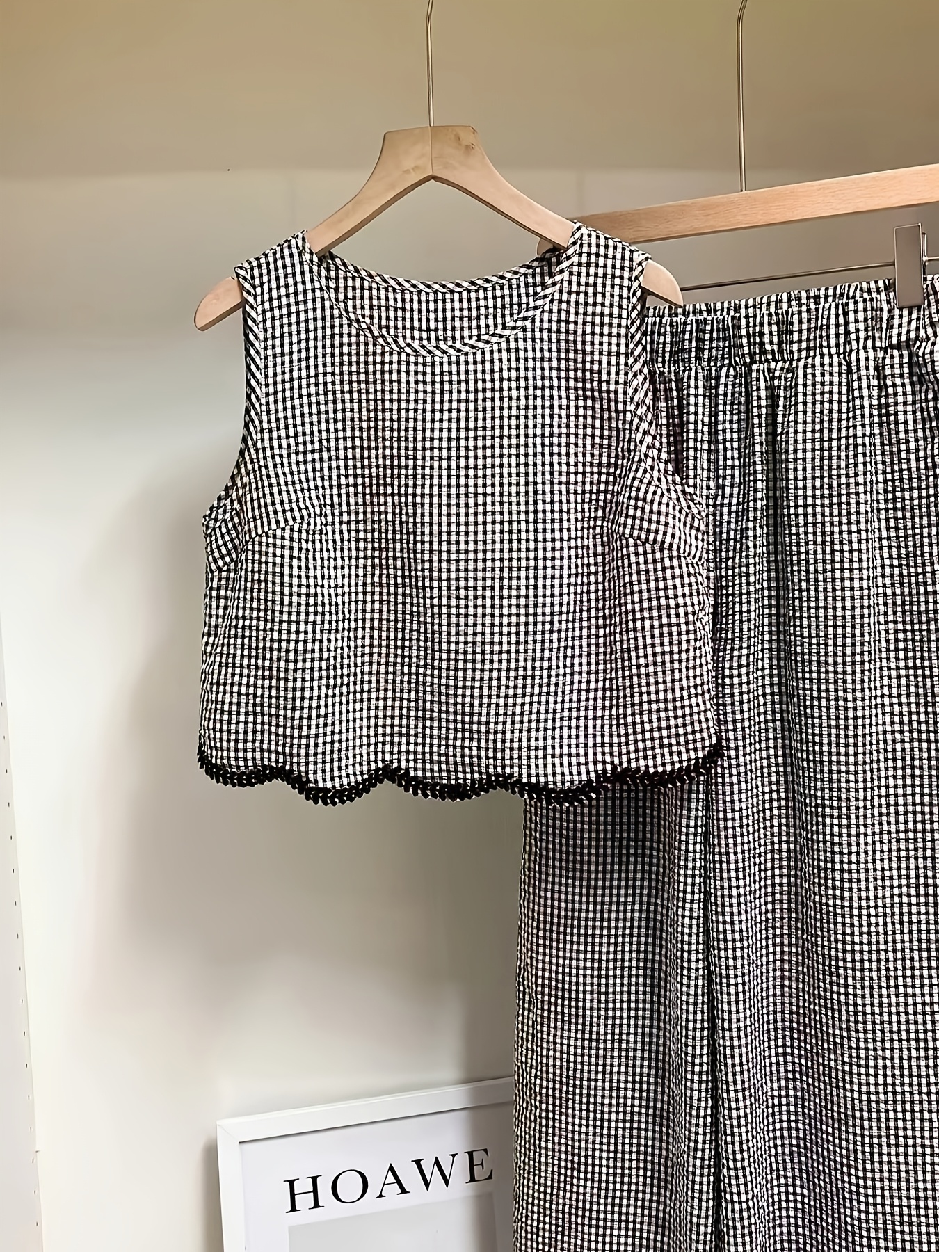 Ensemble 2 pièces à carreaux : haut sans manches et pantalon large, décontracté, avec bordure en dentelle, coupe confortable, pour femme